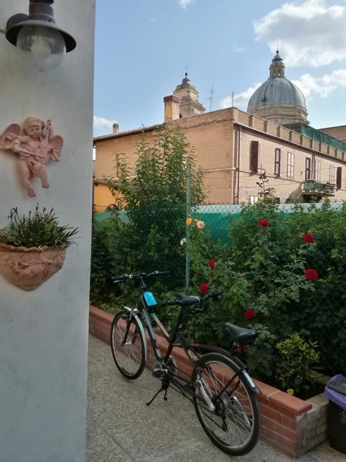 אסיסי La Corte Degli Angeli Locazioni Turistiche מראה חיצוני תמונה